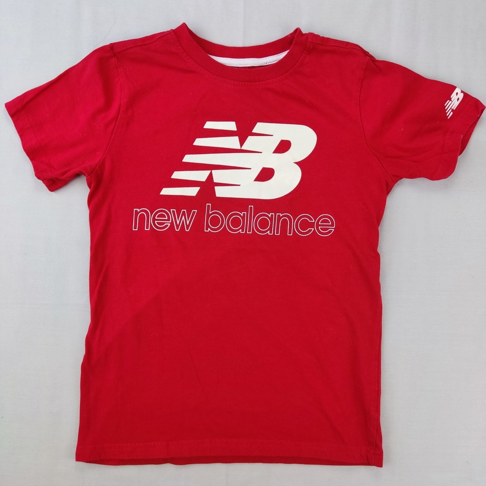 New Balance T-Shirt Boys Size 12 Red Graphic Logo Short Sleeve Athletic Tee